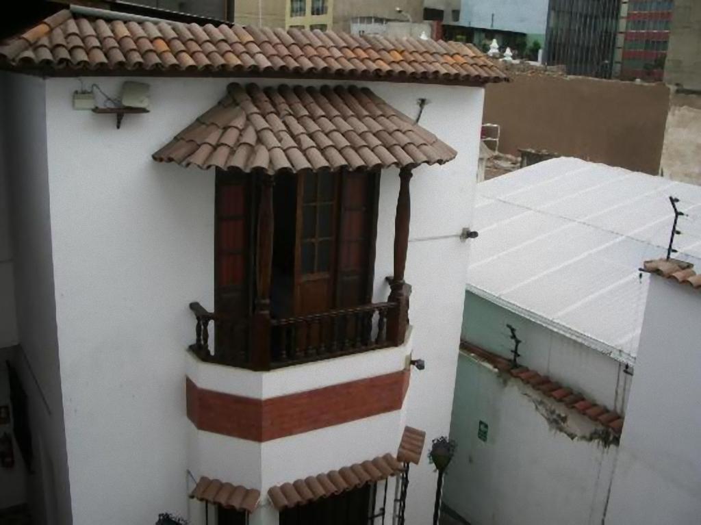 Hotel Miraflores Lodge Лима Экстерьер фото