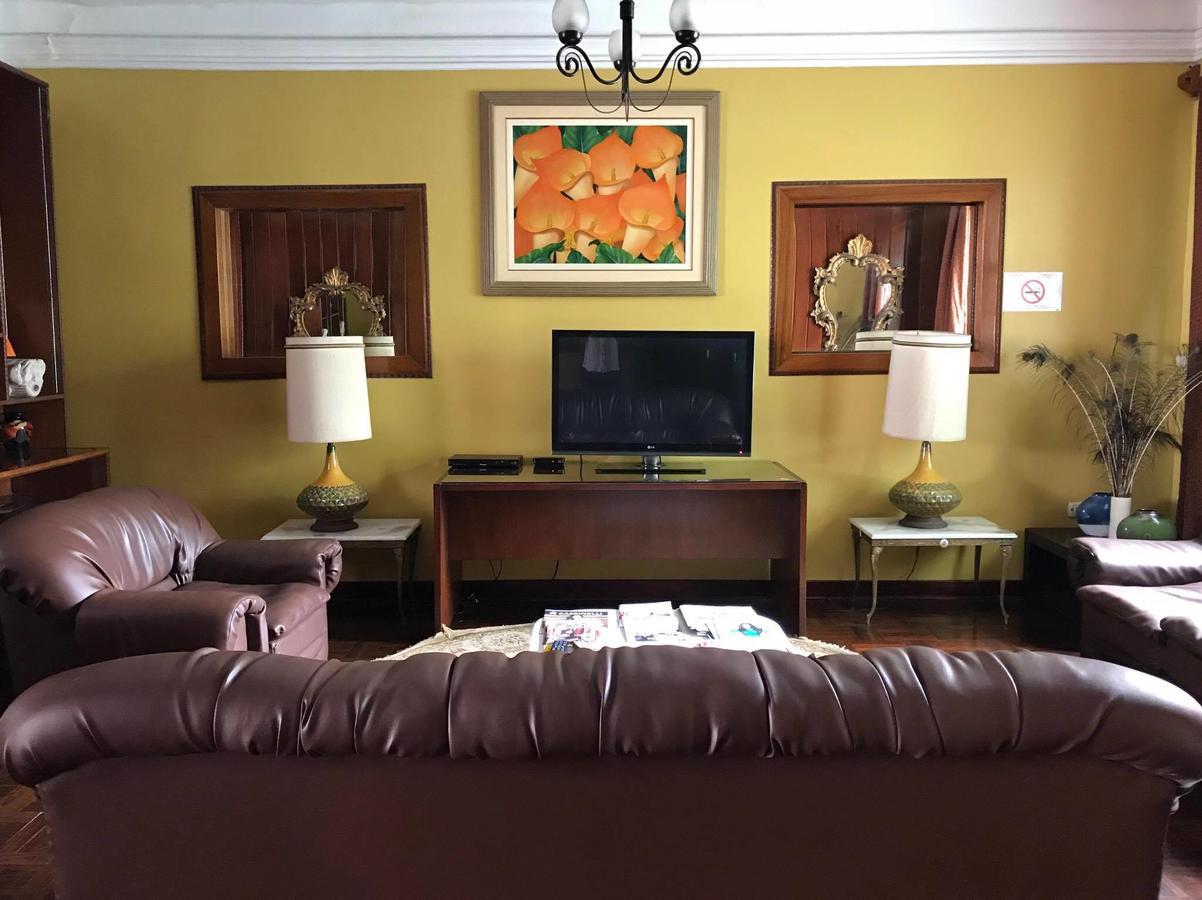 Hotel Miraflores Lodge Лима Экстерьер фото