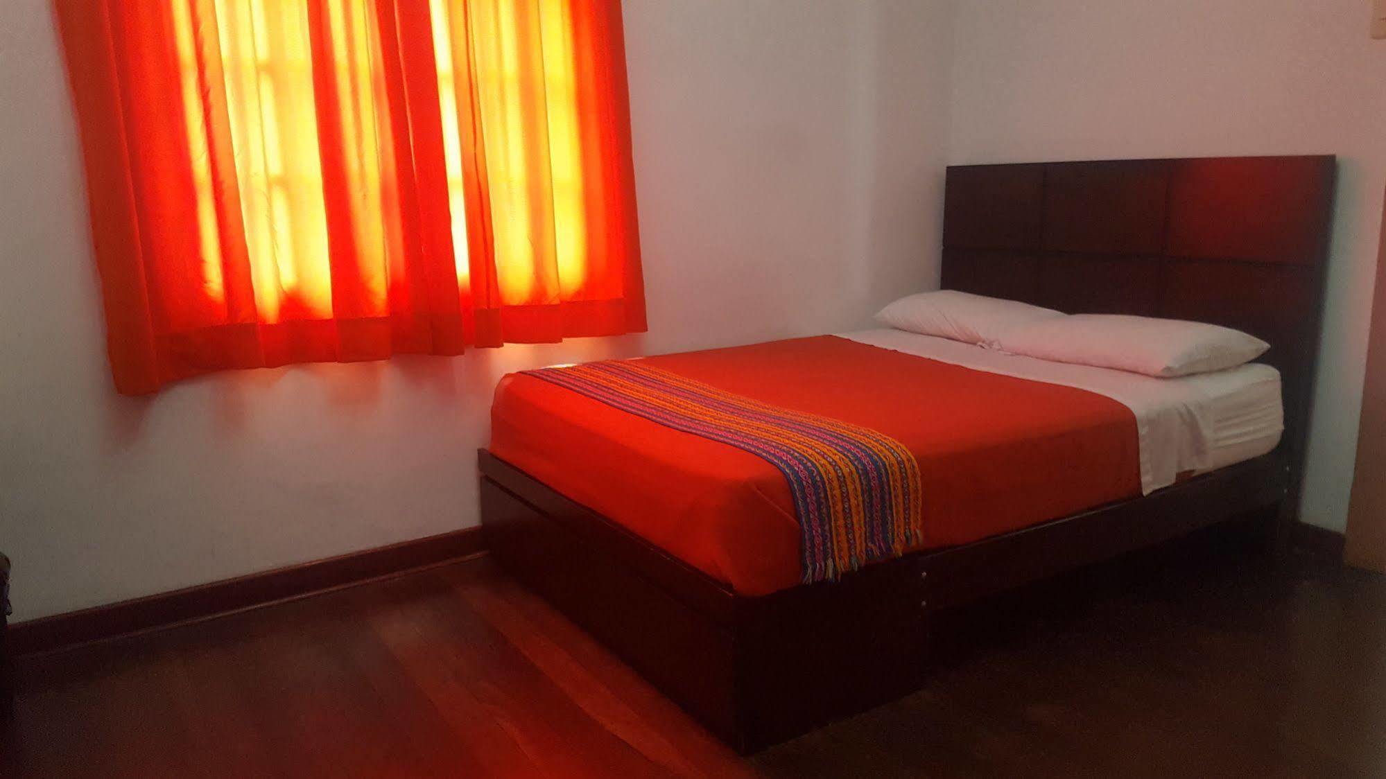Hotel Miraflores Lodge Лима Экстерьер фото